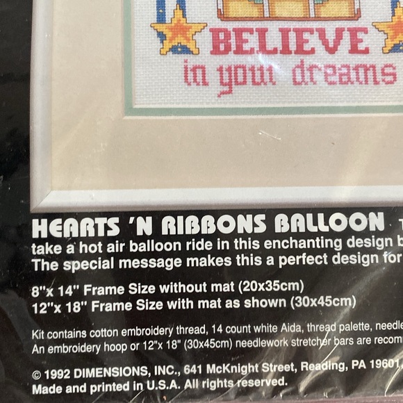 DIMENSIONS BELIEVE IN YOUR DREAMS counted cross stitch kit Heart ribbons balloon - Picture 4 of 8